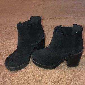 Sexy Chelsea booties